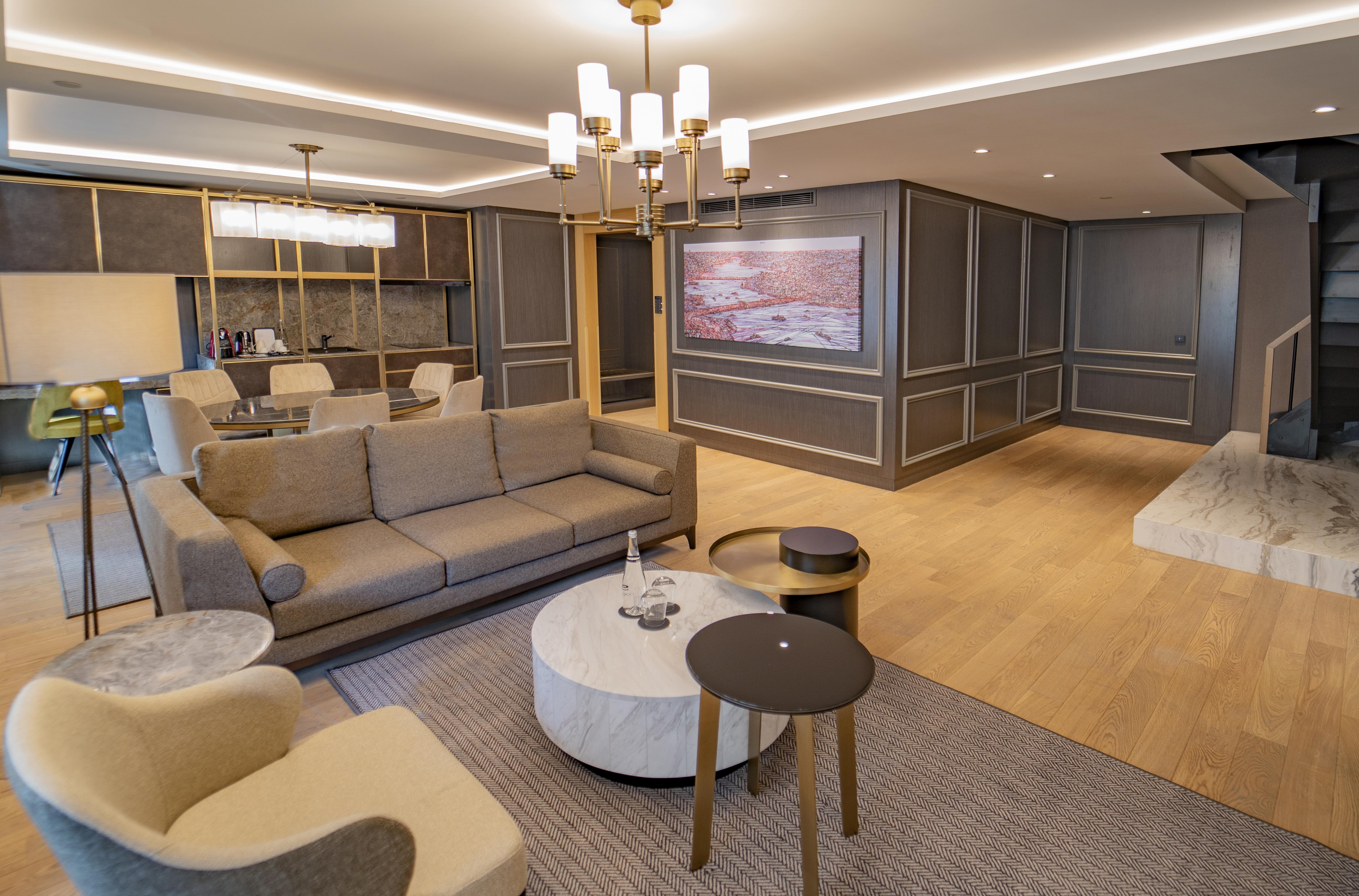 Sofitel Istanbul Taksim Hotell Eksteriør bilde The interior of the 1000-square-metre (1,100-square-yard) presidential suite