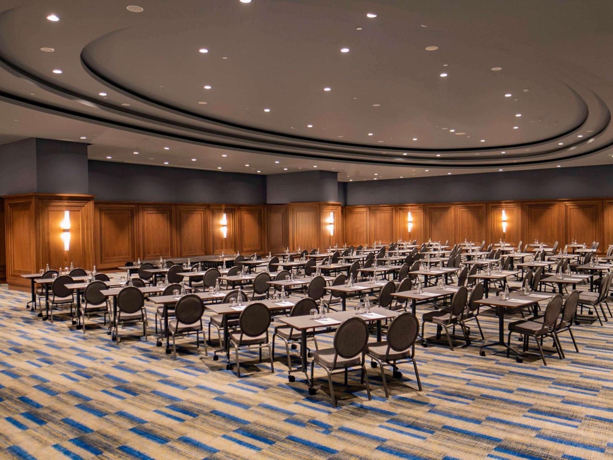 Sofitel Istanbul Taksim Hotell Eksteriør bilde The Grand Ballroom